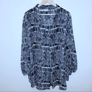 Antilia Femme V-Neck Tab Sleeve Blouse